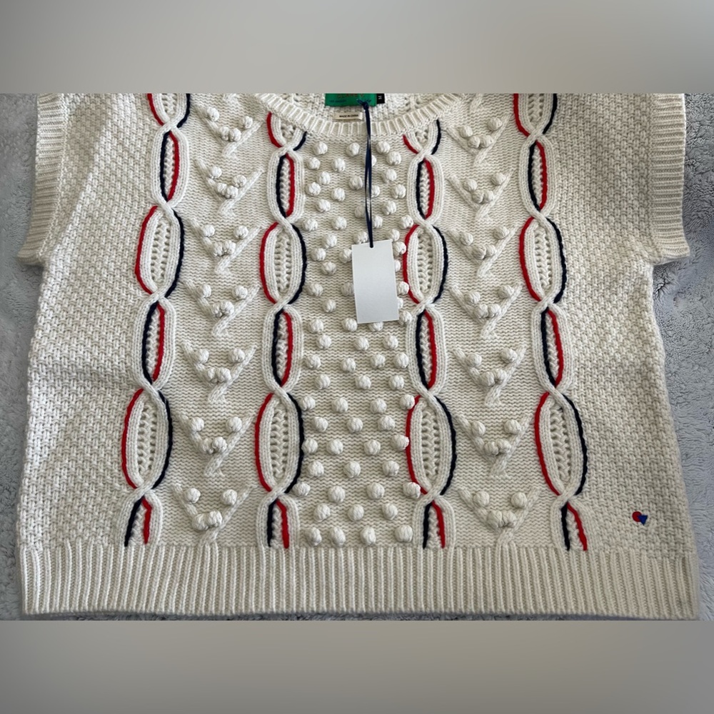 Clare V.
Odette Mixed Stitch Popcorn Merino Wool Sweater